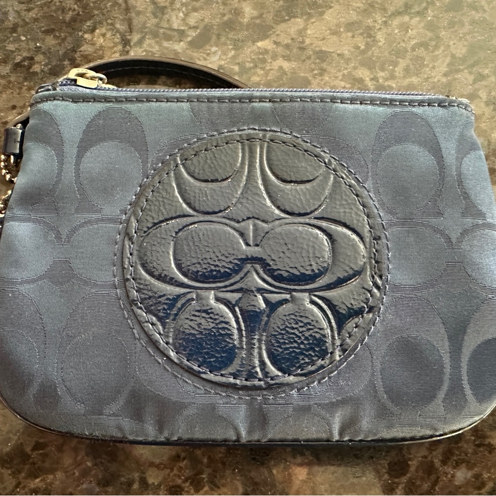 AUTHENTIC Coach Blue/Navy Wristlet - Signature Logo with Monochrome Medallion